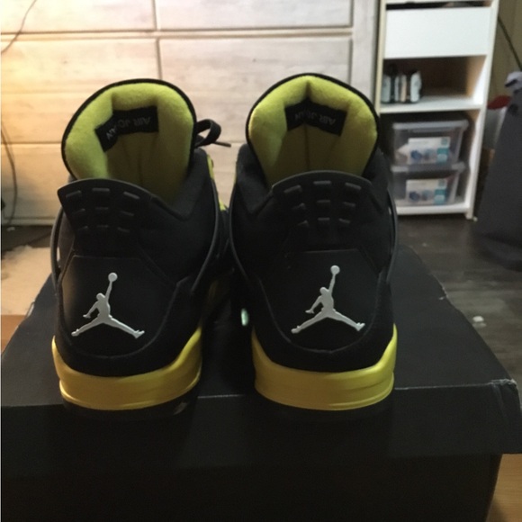 Jordan retro 4 thunder - Picture 4 of 6